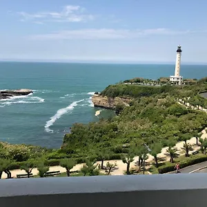 3* Vue Parking Régina Et Golf Biarritz